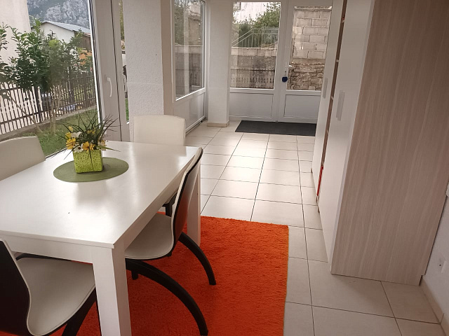 Wohnung in Prcanj mit Pool — photo 5